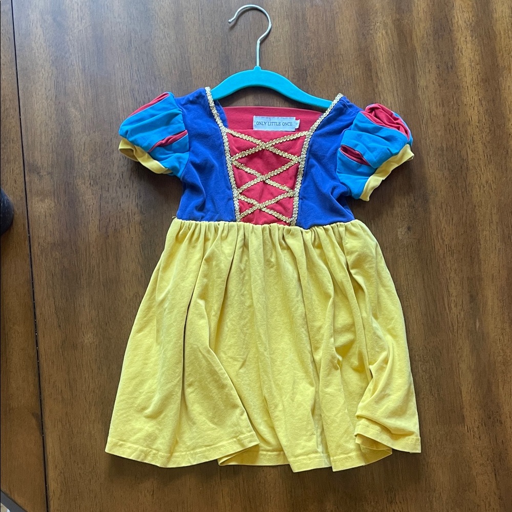 Enchanting Snow White Dress 2T